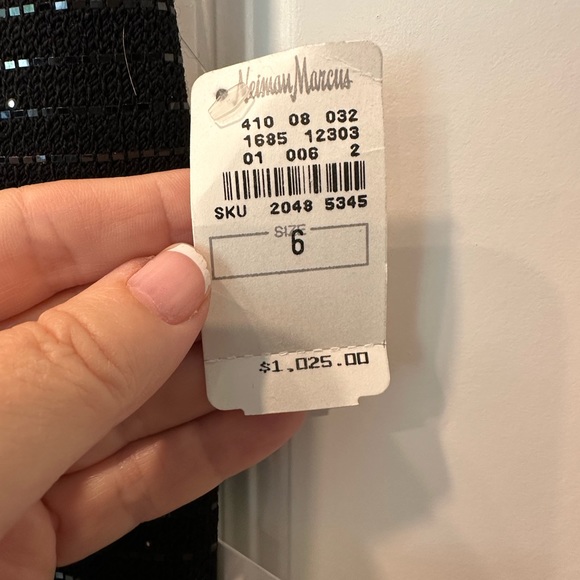 NWT Elegant St. John Sleeveless Black Sequin/Mesh Evening Dress, Size 6 - Picture 12 of 12